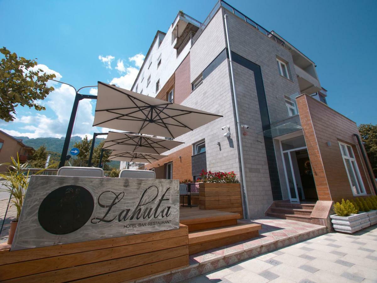 Hotel Lahuta Bajram Curri Экстерьер фото