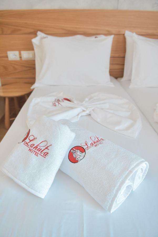 Hotel Lahuta Bajram Curri Экстерьер фото