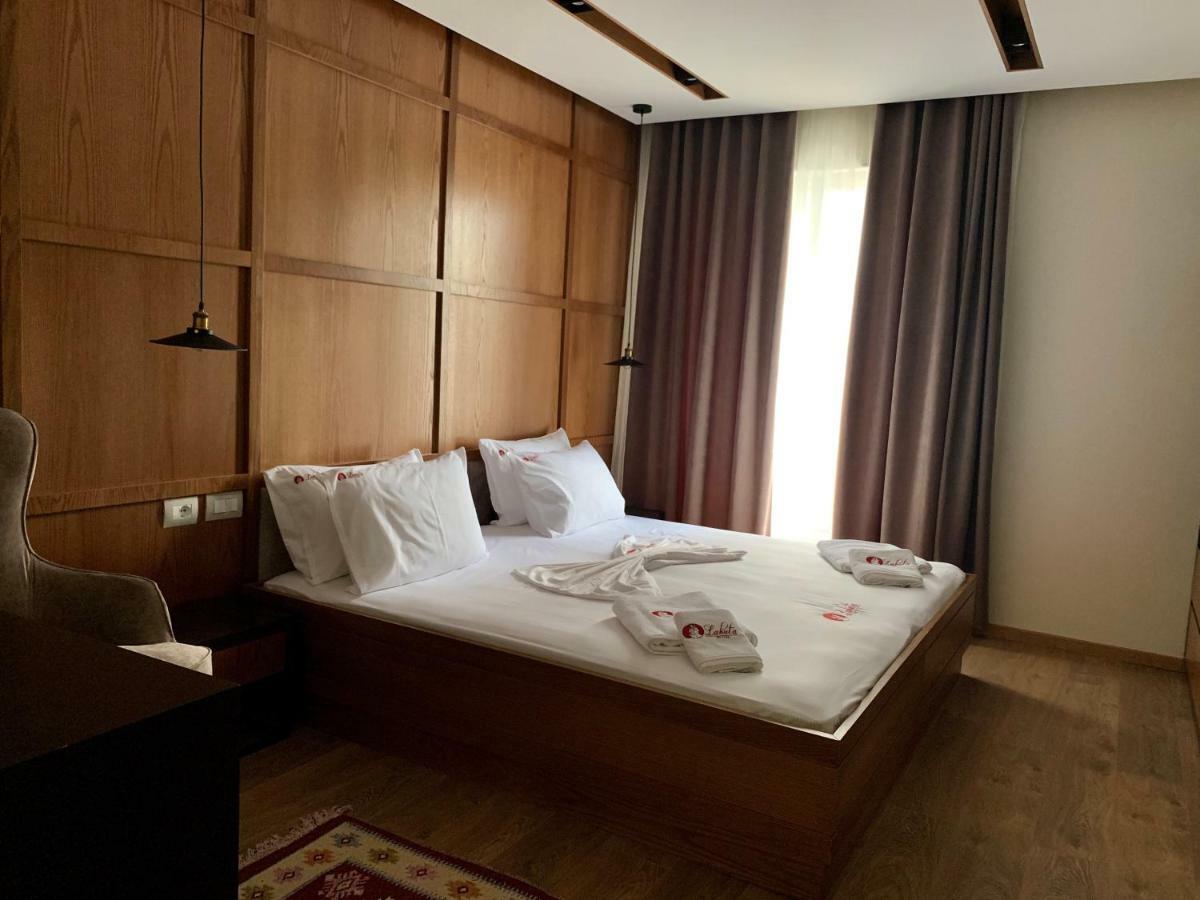 Hotel Lahuta Bajram Curri Экстерьер фото