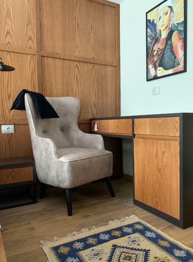 Hotel Lahuta Bajram Curri Экстерьер фото